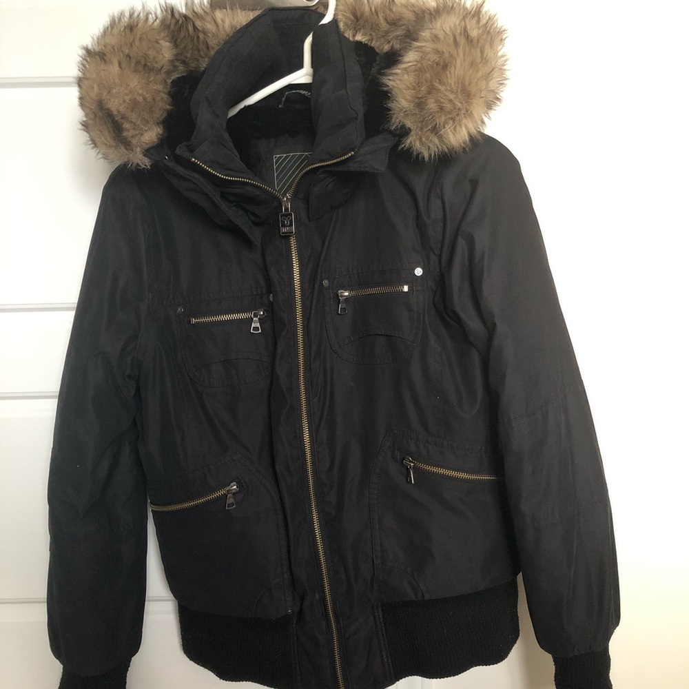 Aritzia TNA Black Bomber Jacket